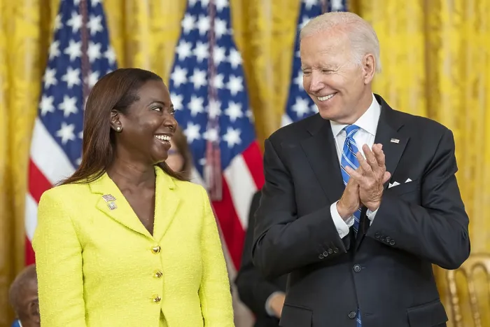 Framed Print : President Joe Biden presents the Medal of Freedom to Dr. Sandra Lindsay, July 7, 2022. She was the first American to receive a COVID-19 vaccine following the clinical trials Framed Print : President Joe Biden presents the Medal of Freedom to Dr. Sandra Lindsay, July 7, 2022. She was the first American to receive a COVID-19 vaccine following the clinical trials