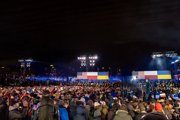 Framed Print : President Joe Biden speaks to an audience of 30, 000, including many Ukrainian refugees, on the first anniversary of the Russian Invasion of Ukraine Framed Print : President Joe Biden speaks to an audience of 30, 000, including many Ukrainian refugees, on the first anniversary of the Russian Invasion of Ukraine