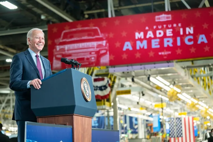 Framed Print : President Joe Biden speaks about Infrastructure Investment at General Motors Factory ZERO, Nov. 17, 2021 Framed Print : President Joe Biden speaks about Infrastructure Investment at General Motors Factory ZERO, Nov. 17, 2021