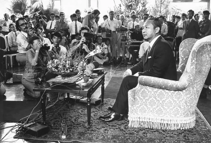 Framed Print : President Lon Nol at a press conference at the Presidential Palace on Aug. 29, 1973 Framed Print : President Lon Nol at a press conference at the Presidential Palace on Aug. 29, 1973