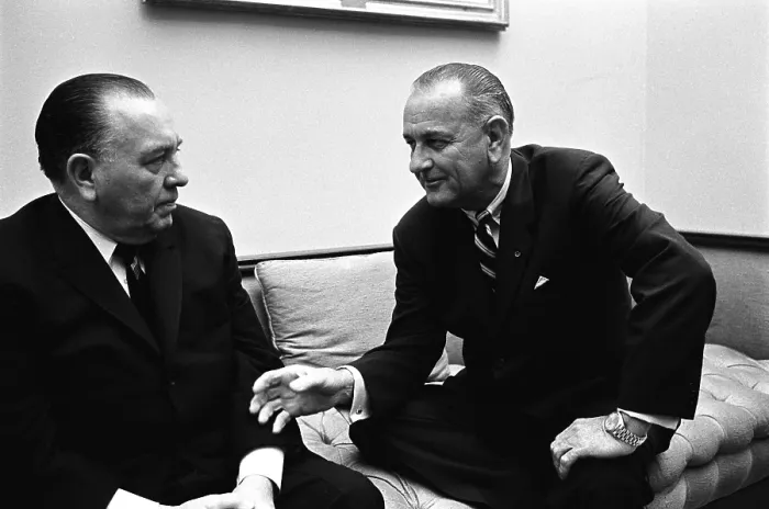 Framed Print : President Lyndon Johnson meets with Chicago Mayor Richard Daley at the White House. April 21, 1966