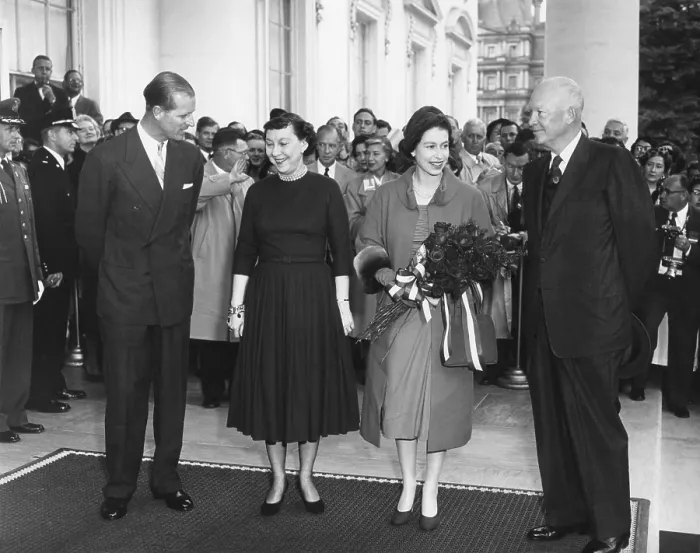 Framed Print : President and Mamie Eisenhower welcome Queen Elizabeth II and Prince Philip. At the White House North Portico. Oct. 17, 1957. - (BSLOC_2014_16_214)