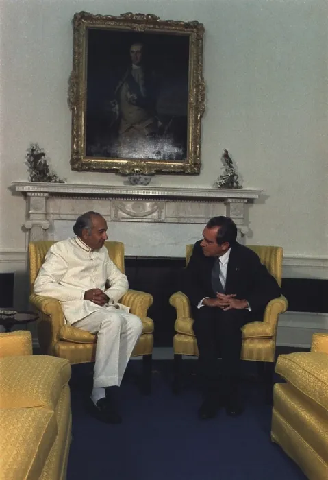 Framed Print : President Nixon meeting with President Bhutto of Pakistan. Sept. 18 1973 Framed Print : President Nixon meeting with President Bhutto of Pakistan. Sept. 18 1973