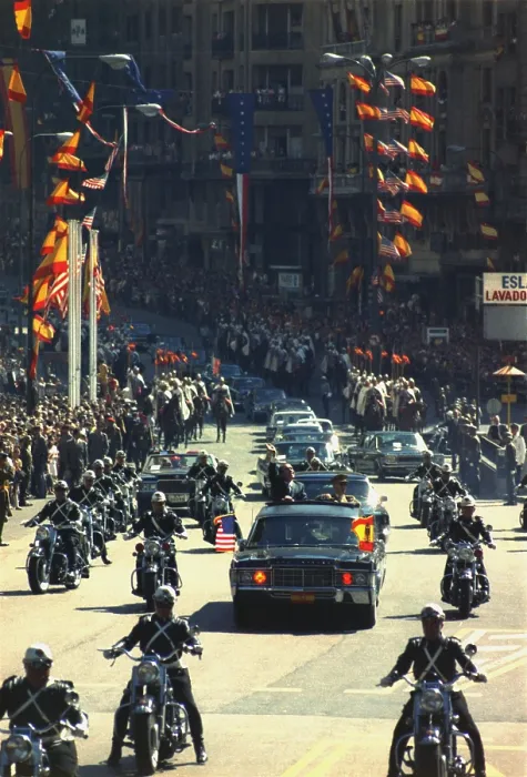 Framed Print : President Nixon waves to the crowd during a motorcade through Madrid Spain. October 2 1970