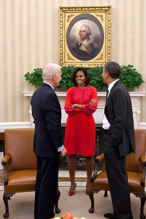 Framed Print : President Obama and VP Joe Biden talk with First Lady Michelle Obama in the Oval Office. Nov. 21, 2011 (BSLOC_2015_13_236) Framed Print : President Obama and VP Joe Biden talk with First Lady Michelle Obama in the Oval Office. Nov. 21, 2011 (BSLOC_2015_13_236)