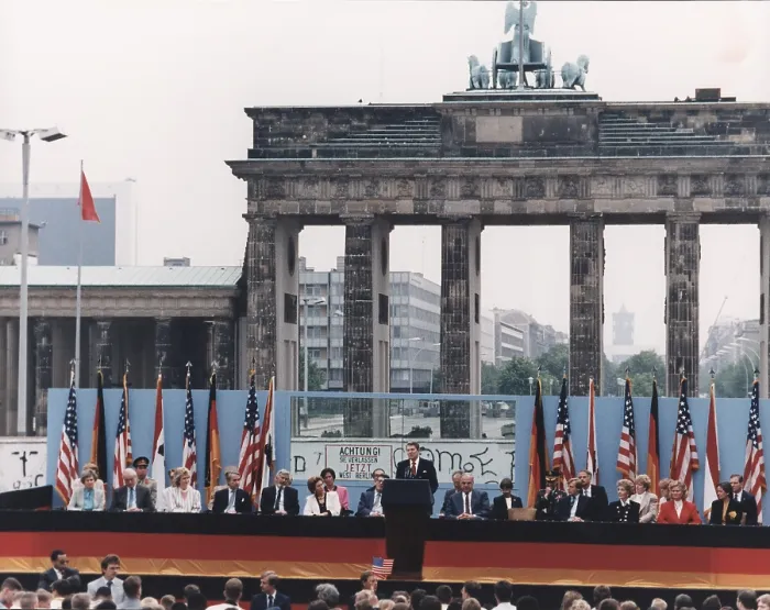 Framed Print : President Reagan giving his famous Mr. Gorbachev, tear down this wall!, speech at the Berlin Wall and the Brandenburg Gate. June 12, 1987