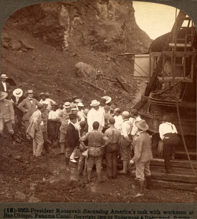 Framed Print : President Roosevelt discussing America's task with workmen at Bas Obispo, Panama Canal, on November 31, 1906