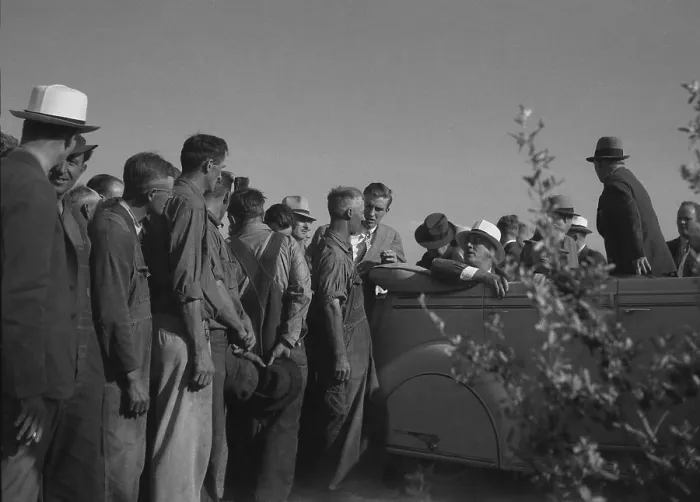 Framed Print : President Roosevelt greeted by workers near Mandan, North Dakota during his tour of Midwest inspecting drought damage. August 1936 photo by Arthur Rothstein