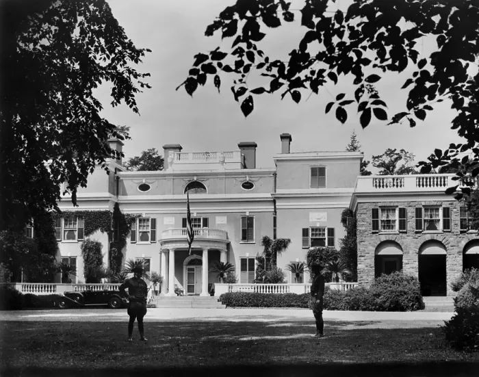 Framed Print : President Roosevelt's Hyde Park, N.Y. home on the Springwood estate. 1933. (BSLOC_2013_6_38)