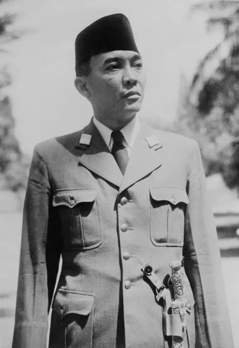 Framed Print : President Sukarno of the new Republic of Indonesia in 1945. After the Japanese surrender, Sukarno and Mohammad Hatta declared Indonesian independence on August 17, 1945 Framed Print : President Sukarno of the new Republic of Indonesia in 1945. After the Japanese surrender, Sukarno and Mohammad Hatta declared Indonesian independence on August 17, 1945