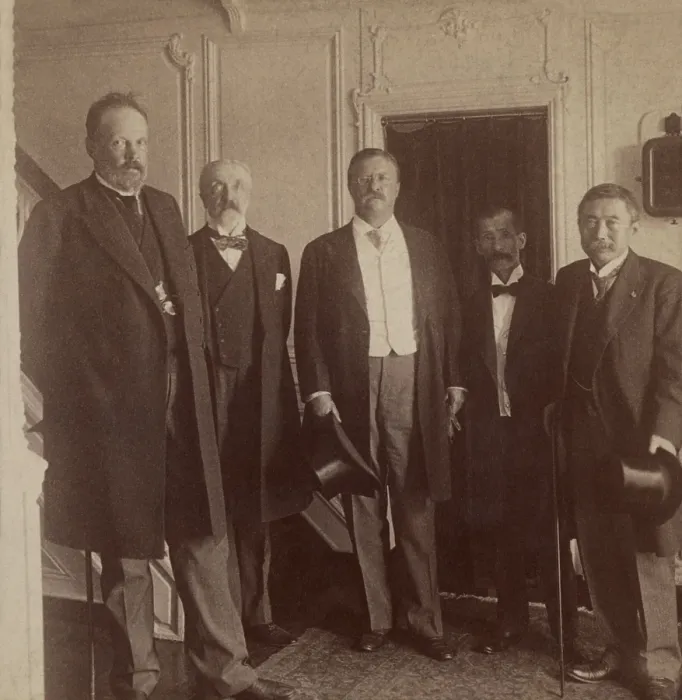 Framed Print : President Theodore Roosevelt and envoys of Japan and Russia on the Presidential Yacht, August 1905 Framed Print : President Theodore Roosevelt and envoys of Japan and Russia on the Presidential Yacht, August 1905