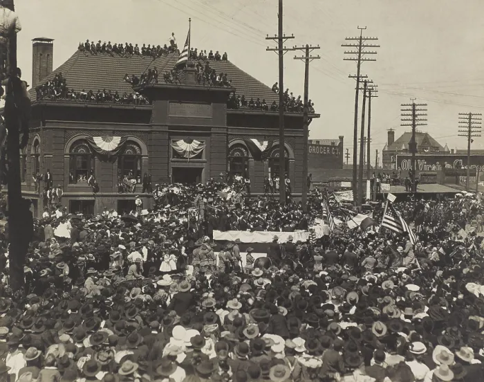 Framed Print : President Theodore Roosevelt greeted by a huge crowd in Fort Worth, Texas, April 8, 1905 Framed Print : President Theodore Roosevelt greeted by a huge crowd in Fort Worth, Texas, April 8, 1905