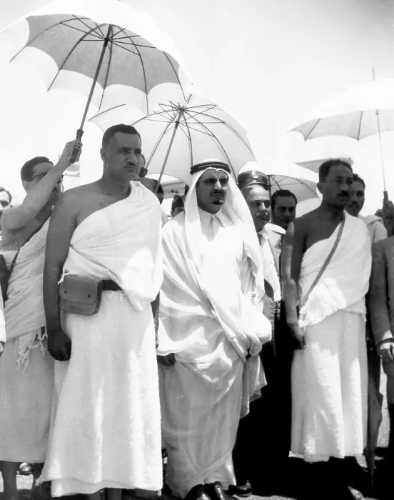Framed Print : President of the United Arab Republic Gamal Abdel Nasser (forground, left), visiting King Saud of Saudi Arabia (with goatee) during Nasser's pilgrimage to Mecca, 1954