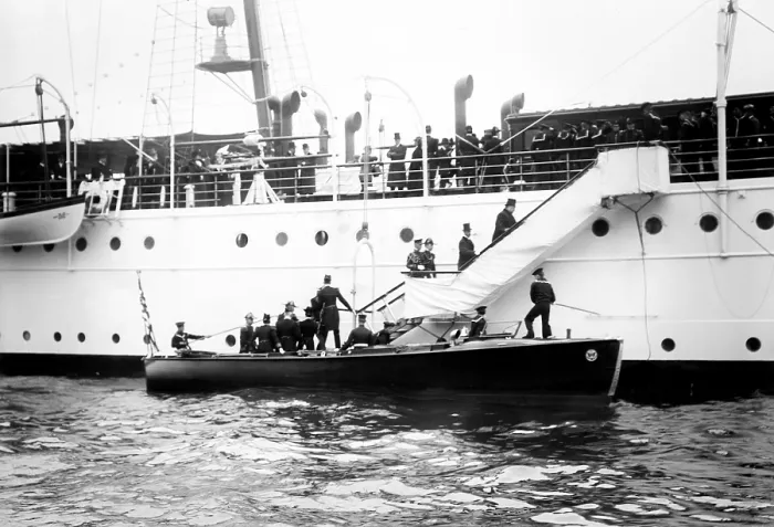 Framed Print : President William Taft (1857-1930) boards the Presidential yacht, 'Mayflower, ' on an outing in 1910