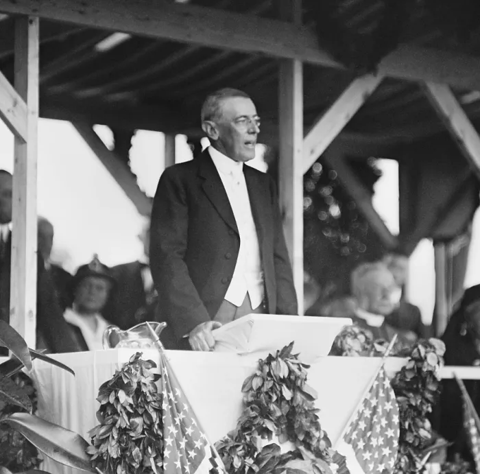 Framed Print : President Woodrow Wilson speaking at the unveiling of the Confederate Monument at Arlington National Cemetery, June 4, 1914 Framed Print : President Woodrow Wilson speaking at the unveiling of the Confederate Monument at Arlington National Cemetery, June 4, 1914