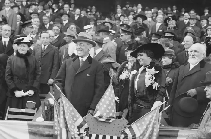 Framed Print : President Woodrow Wilson at World Series game with Edith Bolling Galt. The couple were courting publically on October 8, 1915 and married in December 1915 (BSLOC_2016_11_20)