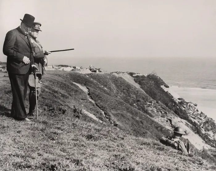 Framed Print : Prime Minister Winston Churchill (1874-1965), guided by an Army officer, surveys the coastal fortifications along England's coast