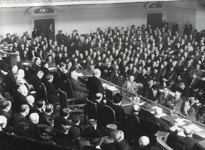 Framed Print : Prime Minister Winston Churchill addressing the meeting of the Conservative Party. Central Hall, Westminster, March 15, 1945. - (BSLOC_2014_17_41) Framed Print : Prime Minister Winston Churchill addressing the meeting of the Conservative Party. Central Hall, Westminster, March 15, 1945. - (BSLOC_2014_17_41)
