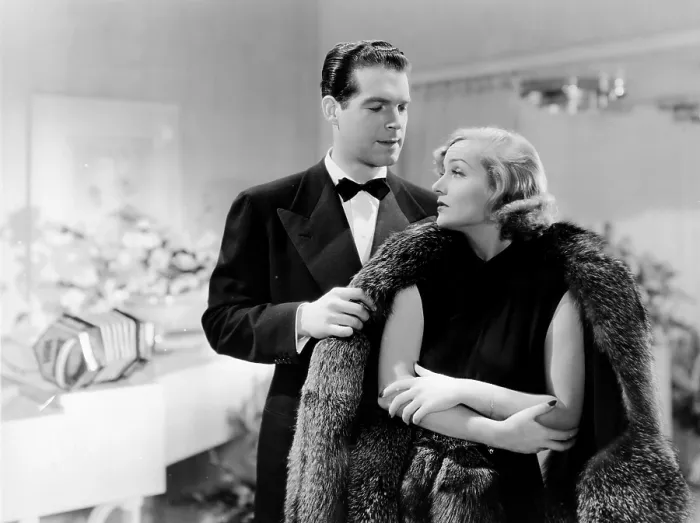 Framed Print : THE PRINCESS COMES ACROSS, from left: Fred MacMurray, Carole Lombard, 1936