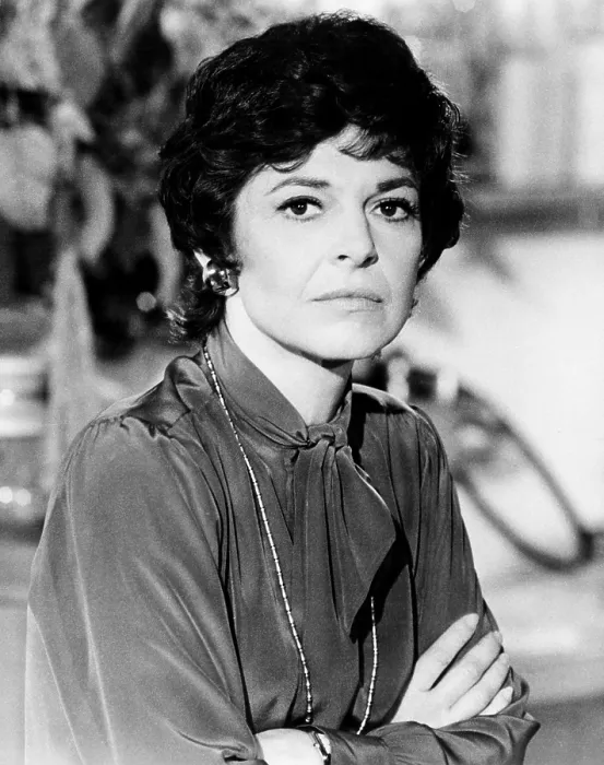Framed Print : THE PRISONER OF SECOND AVENUE, Anne Bancroft, 1975 Framed Print : THE PRISONER OF SECOND AVENUE, Anne Bancroft, 1975