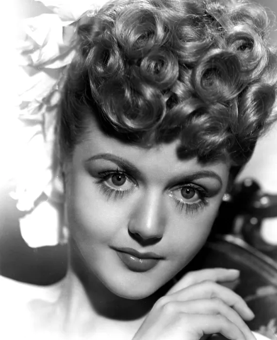 Framed Print : THE PRIVATE AFFAIRS OF BEL AMI, Angela Lansbury, 1947