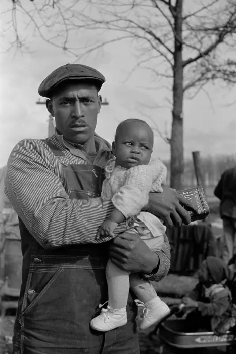 Framed Print : Protesting African American sharecropper and child, Missouri, 1939. The protest group of 1, 500 was integrated, with evicted whites also involved. Photo by Arthur Rothstein