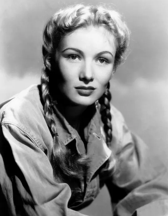 Framed Print : SO PROUDLY WE HAIL, Veronica Lake, 1943 Framed Print : SO PROUDLY WE HAIL, Veronica Lake, 1943