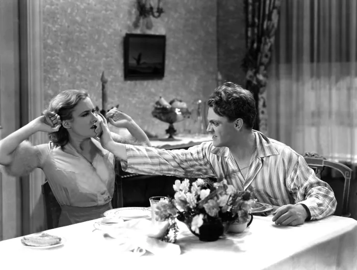 Framed Print : THE PUBLIC ENEMY, Mae Clarke, James Cagney, 1931, domestic fight with grapefruit