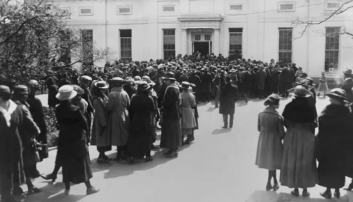 Framed Print : The public waiting in line to shake hands with the President Warren Harding, ca. 1921-23