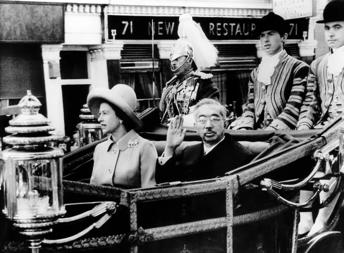Framed Print : Queen Elizabeth and Emperor Hirohito, ride a carriage from Victoria Station to Buckingham Palace. London, England. October 1971. Courtesy: CSU Archives / Everett Colle ction Framed Print : Queen Elizabeth and Emperor Hirohito, ride a carriage from Victoria Station to Buckingham Palace. London, England. October 1971. Courtesy: CSU Archives / Everett Colle ction