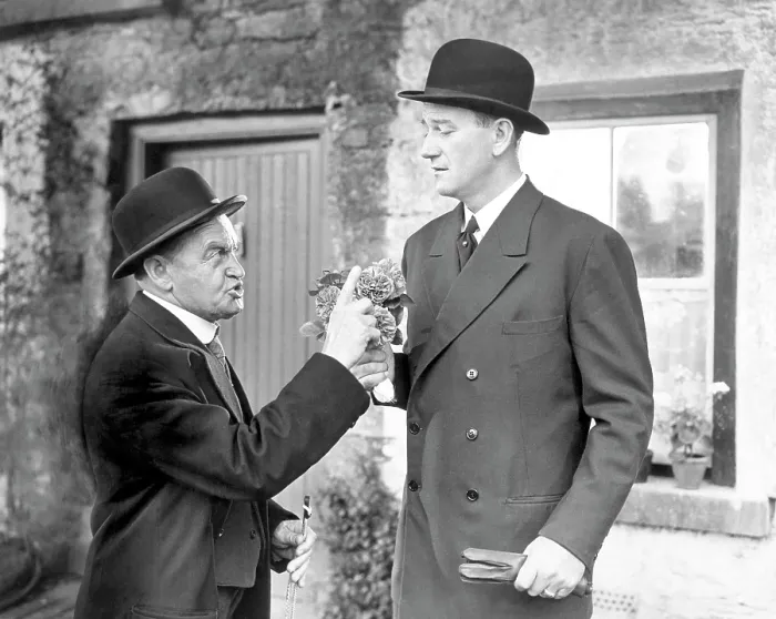 Framed Print : THE QUIET MAN, Barry Fitzgerald, John Wayne, 1952