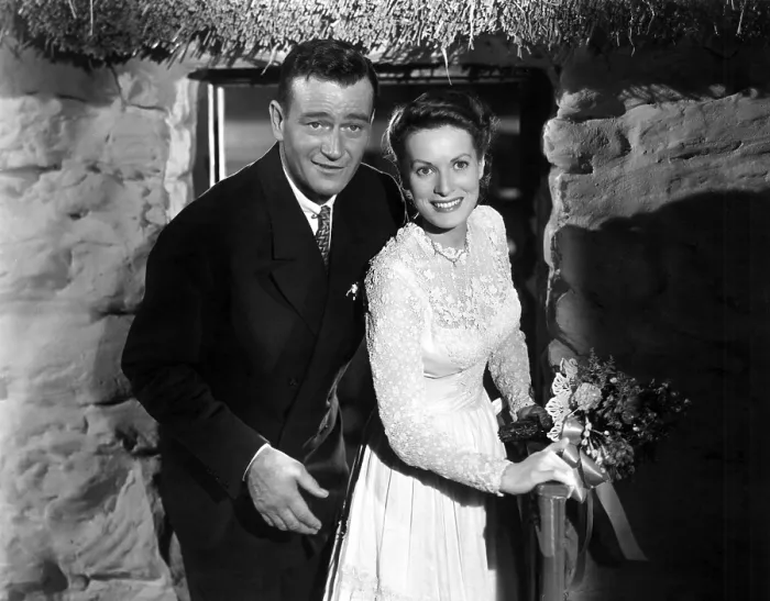 Framed Print : THE QUIET MAN, John Wayne, Maureen O'Hara, 1952