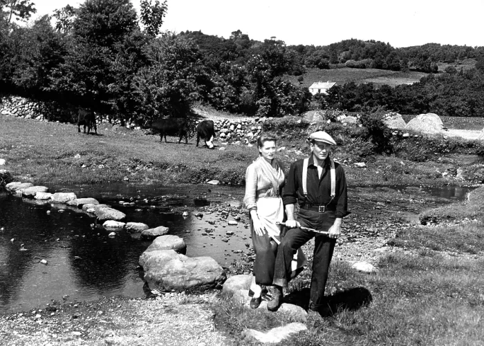 Framed Print : THE QUIET MAN, Maureen O'Hara, John Wayne, 1952 Framed Print : THE QUIET MAN, Maureen O'Hara, John Wayne, 1952