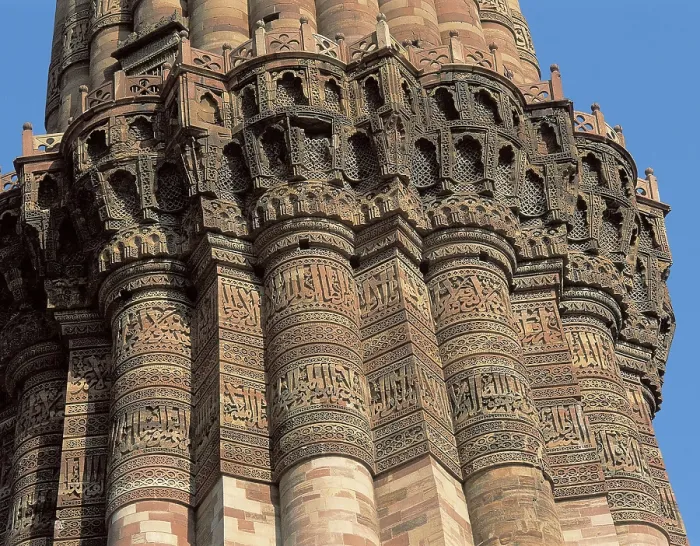 Framed Print : Quwwat Al-Islam Mosque. 1190s. INDIA. Delhi. Detail from the minaret Qutub Minar of the Quwwat Al-Islam Mosque. Islamic art. Architecture. AISA / Everett Collection**US SALES ONLY**