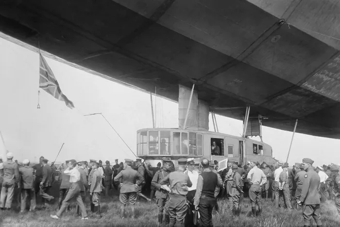 Framed Print : R-34 Pilot House landing at Mineola, Long Island, after completing east to west Atlantic flight Framed Print : R-34 Pilot House landing at Mineola, Long Island, after completing east to west Atlantic flight