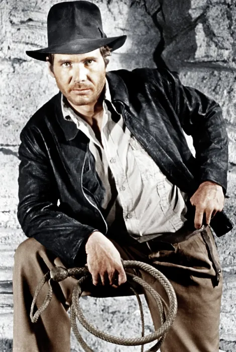 Framed Print : RAIDERS OF THE LOST ARK, Harrison Ford, 1981. Paramount / courtesy Everett Collection