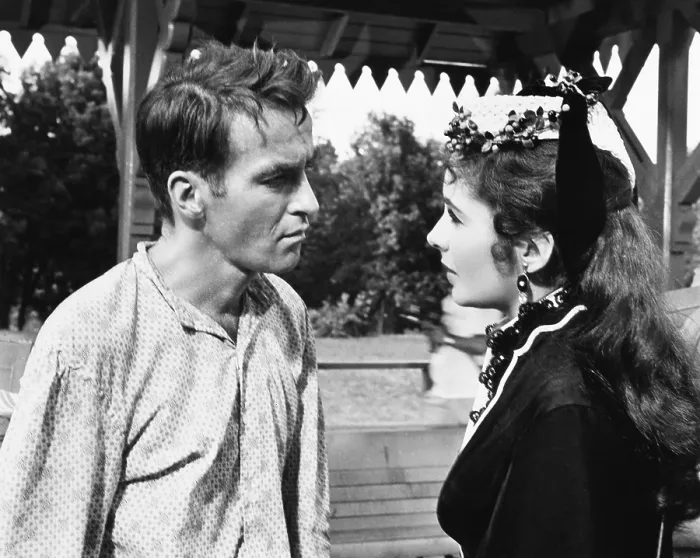 Framed Print : RAINTREE COUNTY, from left, Montgomery Clift, Elizabeth Taylor, 1957 Framed Print : RAINTREE COUNTY, from left, Montgomery Clift, Elizabeth Taylor, 1957