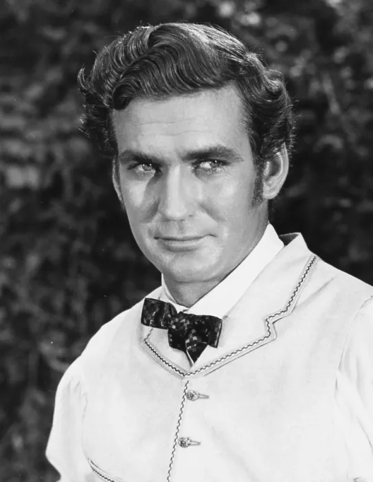 Framed Print : RAINTREE COUNTY, Rod Taylor, 1957 Framed Print : RAINTREE COUNTY, Rod Taylor, 1957