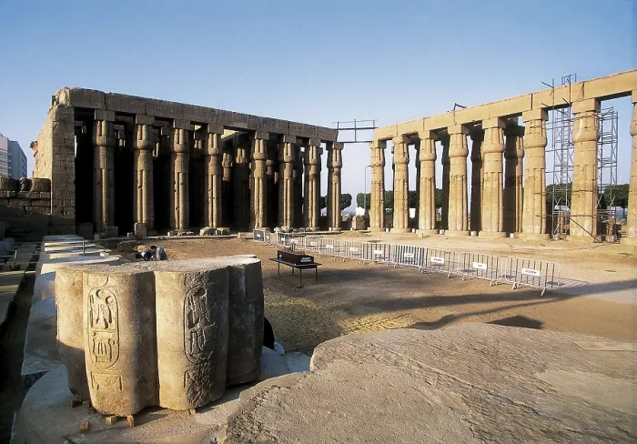 Framed Print : Ramesseum. EGYPT. QUENA. Luxor. Thebes. Ramesseum. Hypostyle Hall. Egyptian art. New Kingdom. Architecture. AISA / Everett Collection**US SALES ONLY**