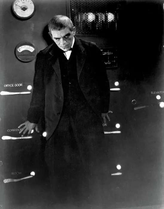 Framed Print : THE RAVEN, Boris Karloff, 1935 Framed Print : THE RAVEN, Boris Karloff, 1935