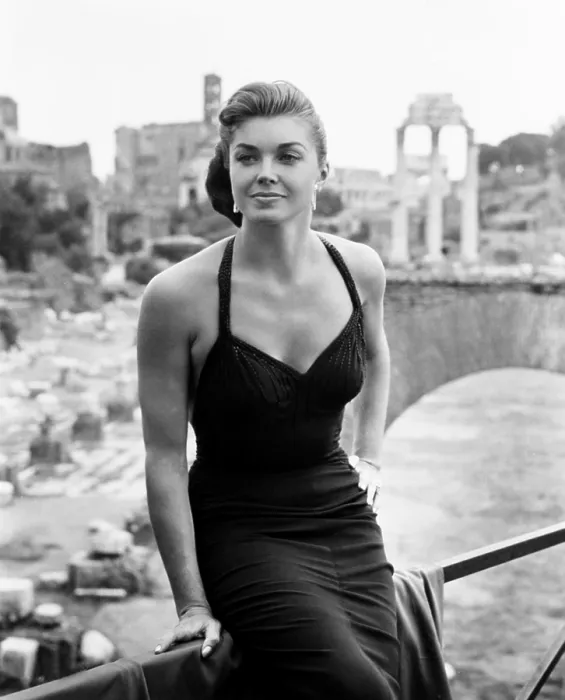 Framed Print : RAW WIND IN EDEN, Esther Williams, on location in Rome, 1958 Framed Print : RAW WIND IN EDEN, Esther Williams, on location in Rome, 1958