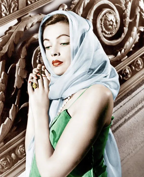 Framed Print : THE RAZOR'S EDGE, Gene Tierney, 1946. 20th Century-Fox Film Corporation, TM & Copyright / courtesy Everett Collection