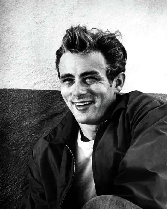 Framed Print : REBEL WITHOUT A CAUSE, James Dean, 1955 Framed Print : REBEL WITHOUT A CAUSE, James Dean, 1955