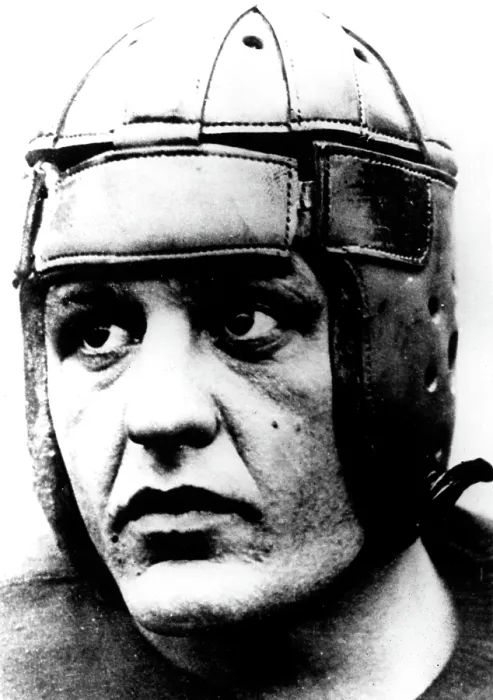 Framed Print : RED GRANGE, portrait c. 1920s. Courtesy: CSU Archives / Everett Collection Framed Print : RED GRANGE, portrait c. 1920s. Courtesy: CSU Archives / Everett Collection