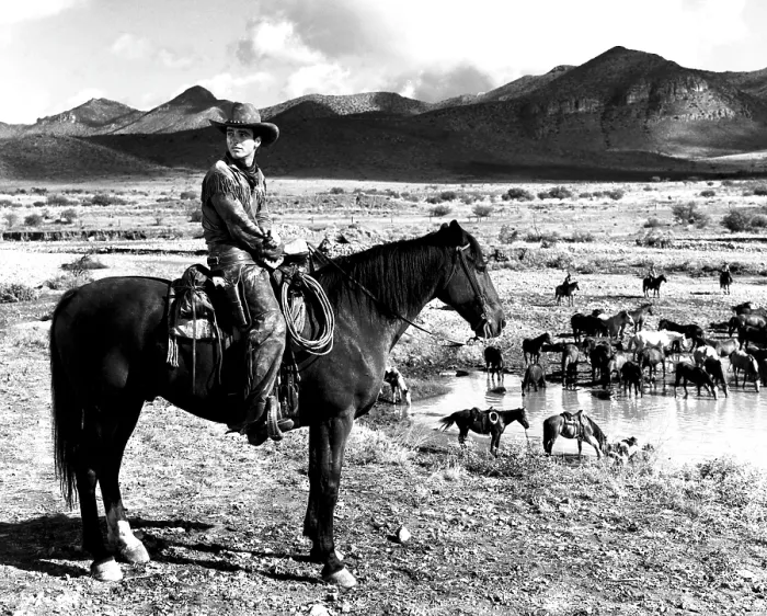 Framed Print : RED RIVER, Montgomery Clift, 1948 Framed Print : RED RIVER, Montgomery Clift, 1948
