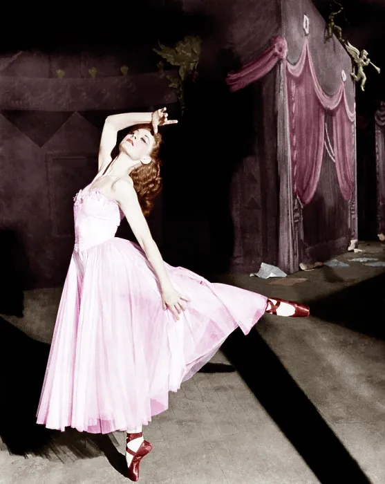 Framed Print : THE RED SHOES, Moira Shearer, 1948 Framed Print : THE RED SHOES, Moira Shearer, 1948