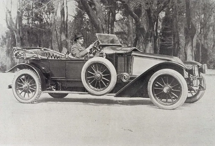 Framed Print : Renault model of 1914 with 40 horsepower and 6 cylinder. Image published in the magazine 'La Esfera' (4th April 1914). AISA / Everett Collection**US SALES ONLY**