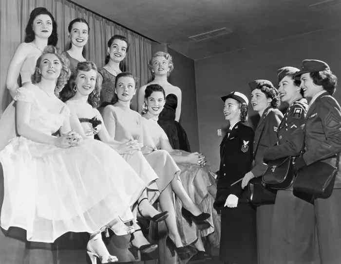 Framed Print : Representatives of the armed forces picking Miss Armed Forces in 1951 Framed Print : Representatives of the armed forces picking Miss Armed Forces in 1951