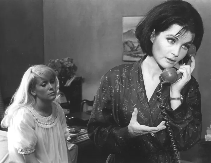 Framed Print : REPULSION, Catherine Deneuve, Yvonne Furneaux, 1965