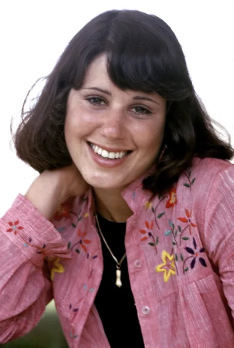 Framed Print : RHODA, Julie Kavner, (1975), 1974-78 Framed Print : RHODA, Julie Kavner, (1975), 1974-78